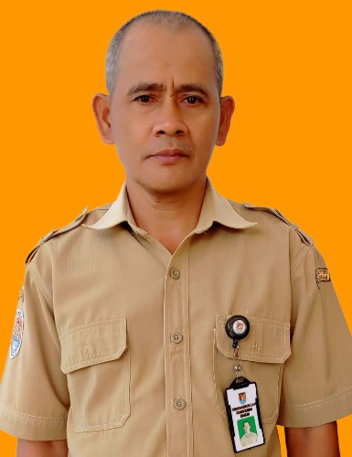 KEPALA SEKSI PELAYANAN SUTARMAN