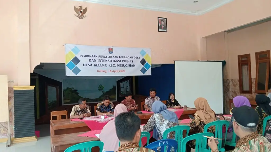 Pembinaan Pengelolaan Keuangan Desa Keleng Oleh TIM Pembinaan Kecamatan Kesugihan
